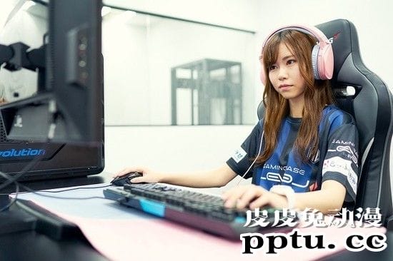 日本新晋电竞美少女大友美有引热议:有颜值又有实力