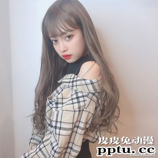 因绯闻走红的日本18岁少女 原是四国混血的嫩模玛利亚爱子