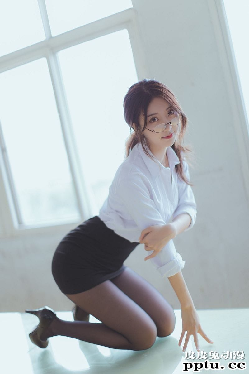 黑川COSPLAY黑丝教师摄影图片[43P]