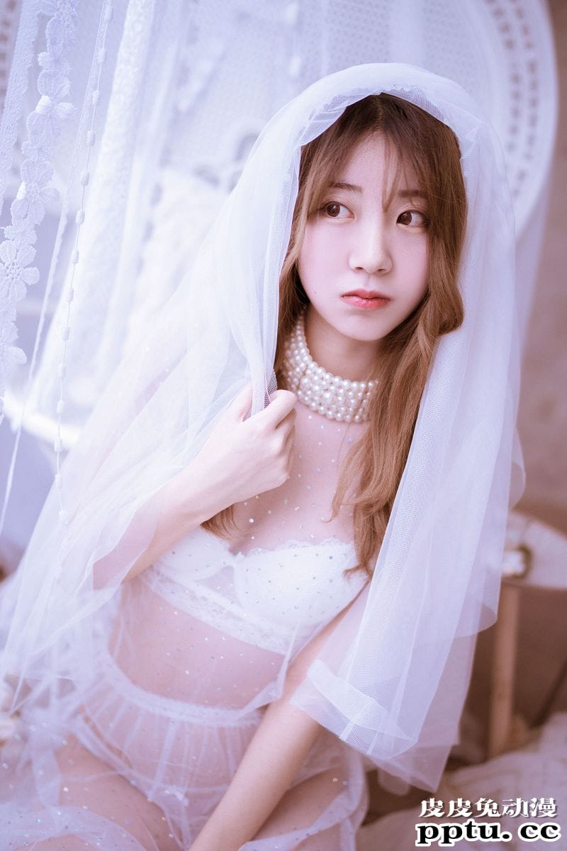 黑川COSPLAY年上彼女婚纱+毛衣摄影写真[39P]