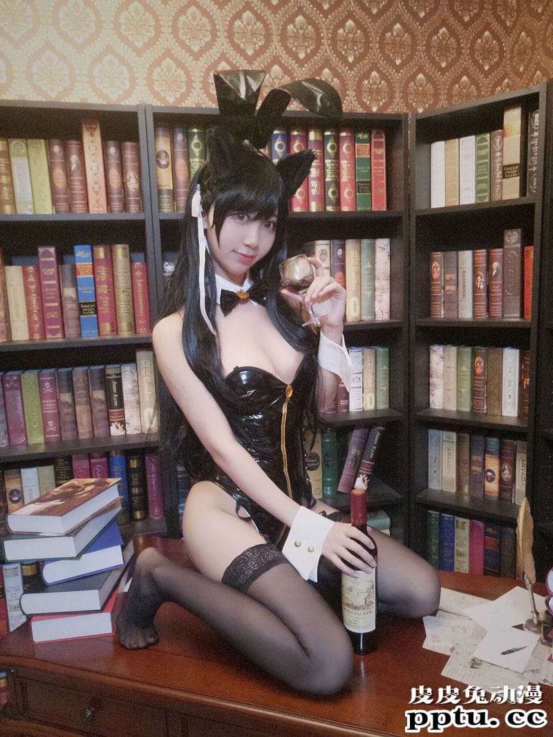 黑川COSPLAY爱宕兔女郎摄影写真[18P]