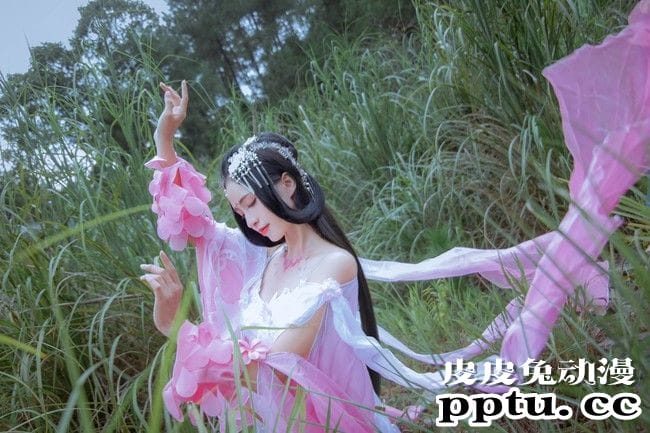 COSPLAY剑网3秀姐《莫许杯深琥珀浓未成沉醉意先融》 COSPLAY剑网3秀姐《莫许杯深琥珀浓未成沉醉意先融》
