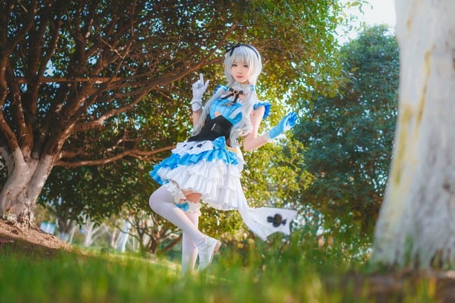《崩坏3》德丽莎可爱Cosplay【CN:弥音音ww】