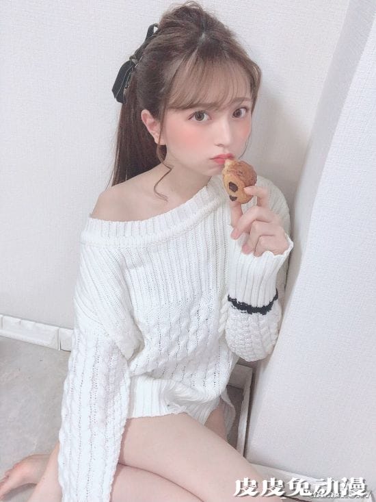 喜欢可爱的双马尾 岛国正妹画师竹内星菜内含有趣的灵魂