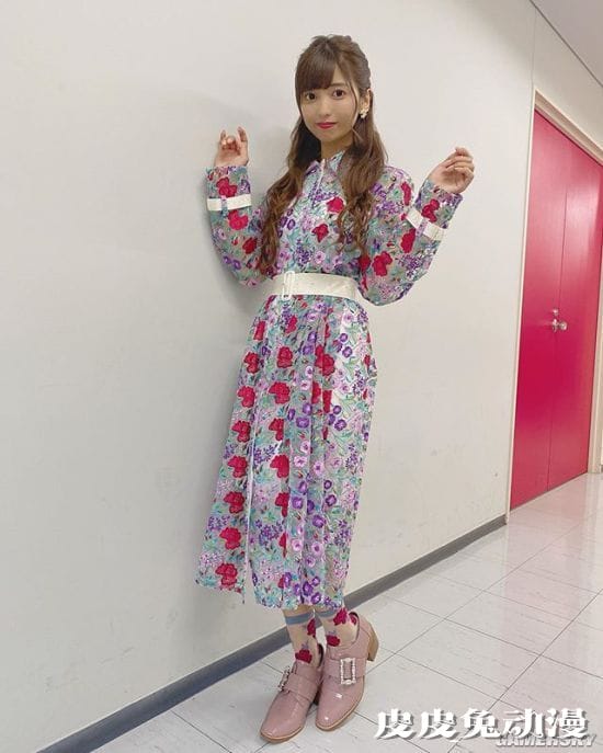 日本21岁妹子为父还债800万日元 还成为了油管主播