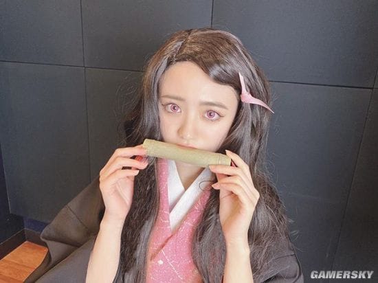 COS《鬼灭之刃》的九位日本女星 祢豆子从小到大