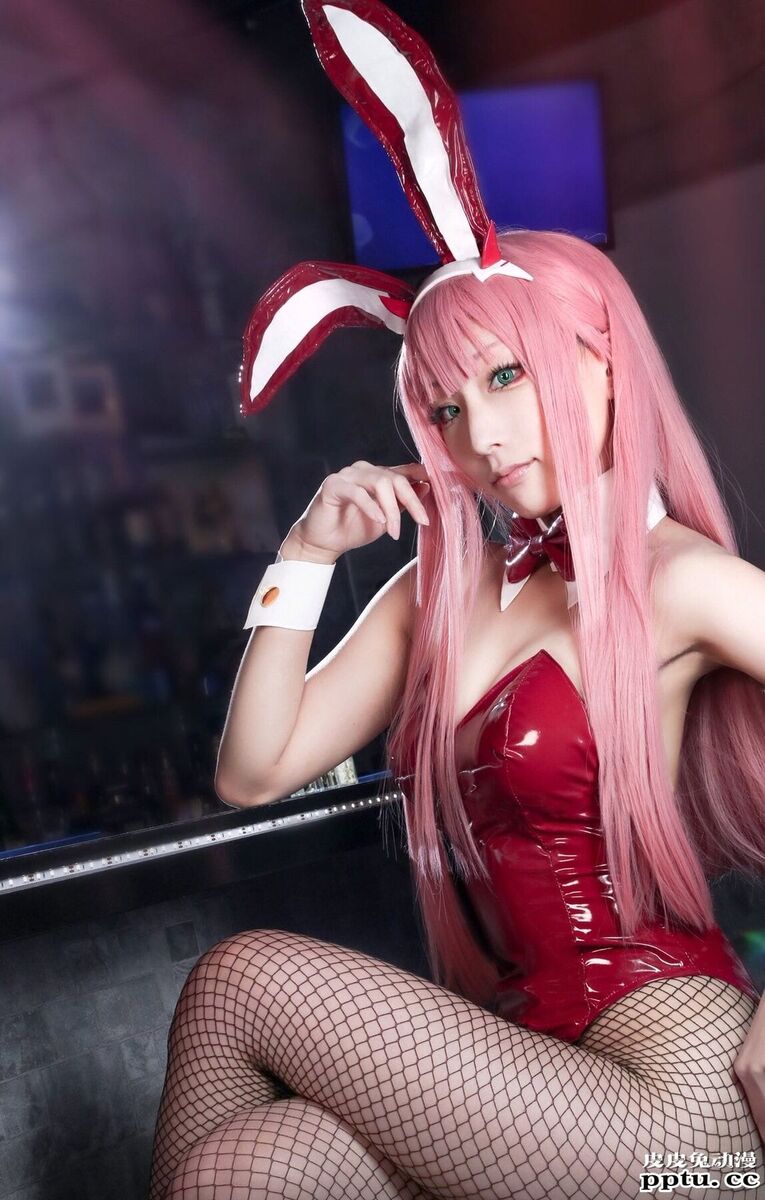 泳装小姐姐腹肌更瞩目 一周大师级CosPlay赏