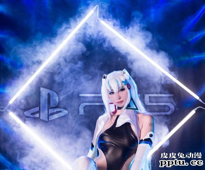娘化PS5怎么用光盘？一周大师级CosPlay赏