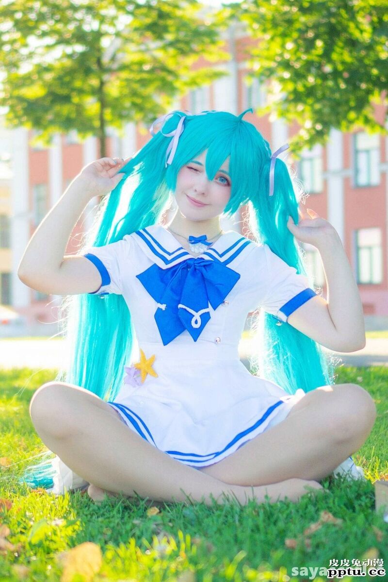 娘化PS5怎么用光盘？一周大师级CosPlay赏