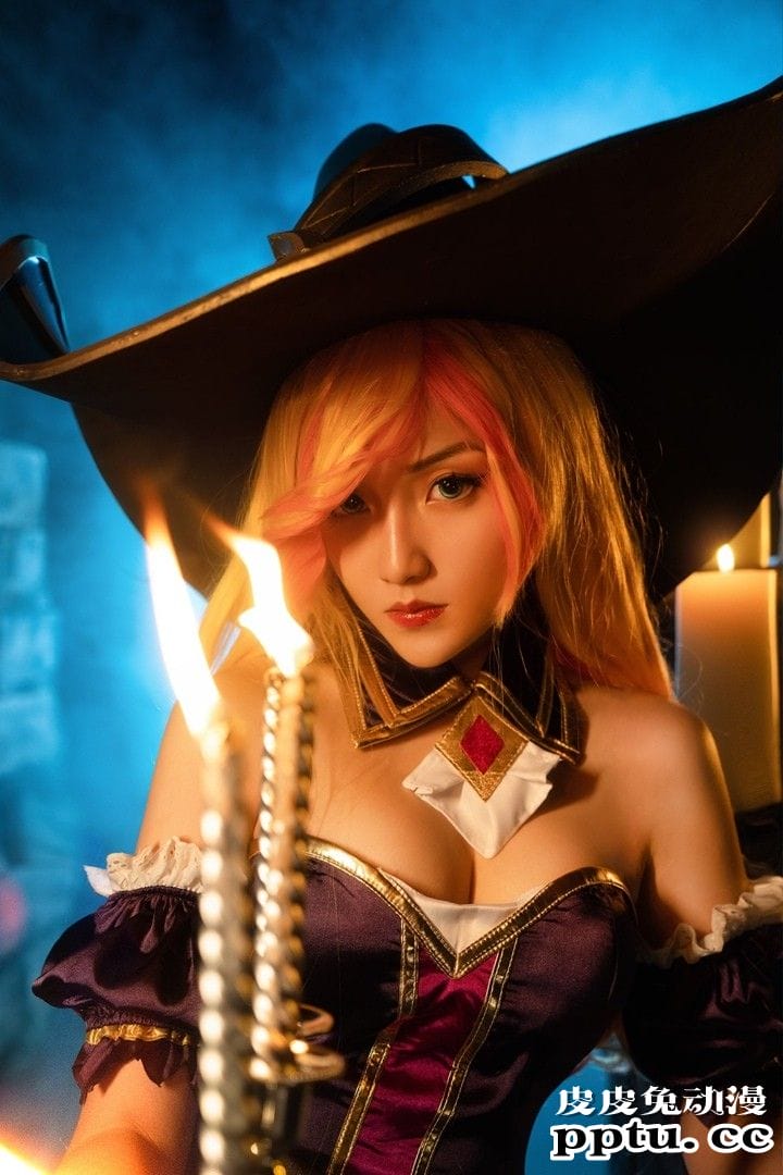 娘化PS5怎么用光盘?一周大师级CosPlay赏