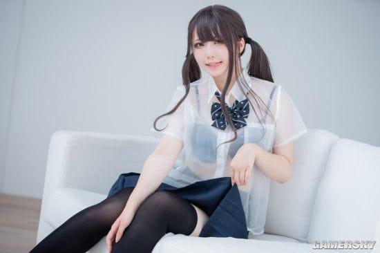 日本推特“绝对领域日” COSER小姐姐和画师的狂欢