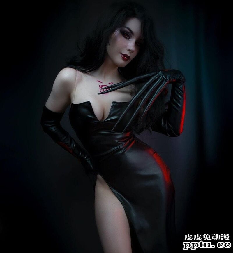 完美还原的神奇女侠 一周大师级CosPlay赏