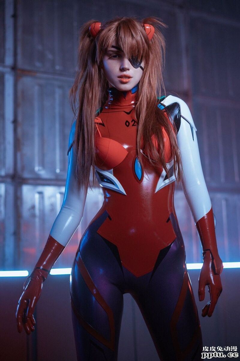 完美还原的神奇女侠 一周大师级CosPlay赏