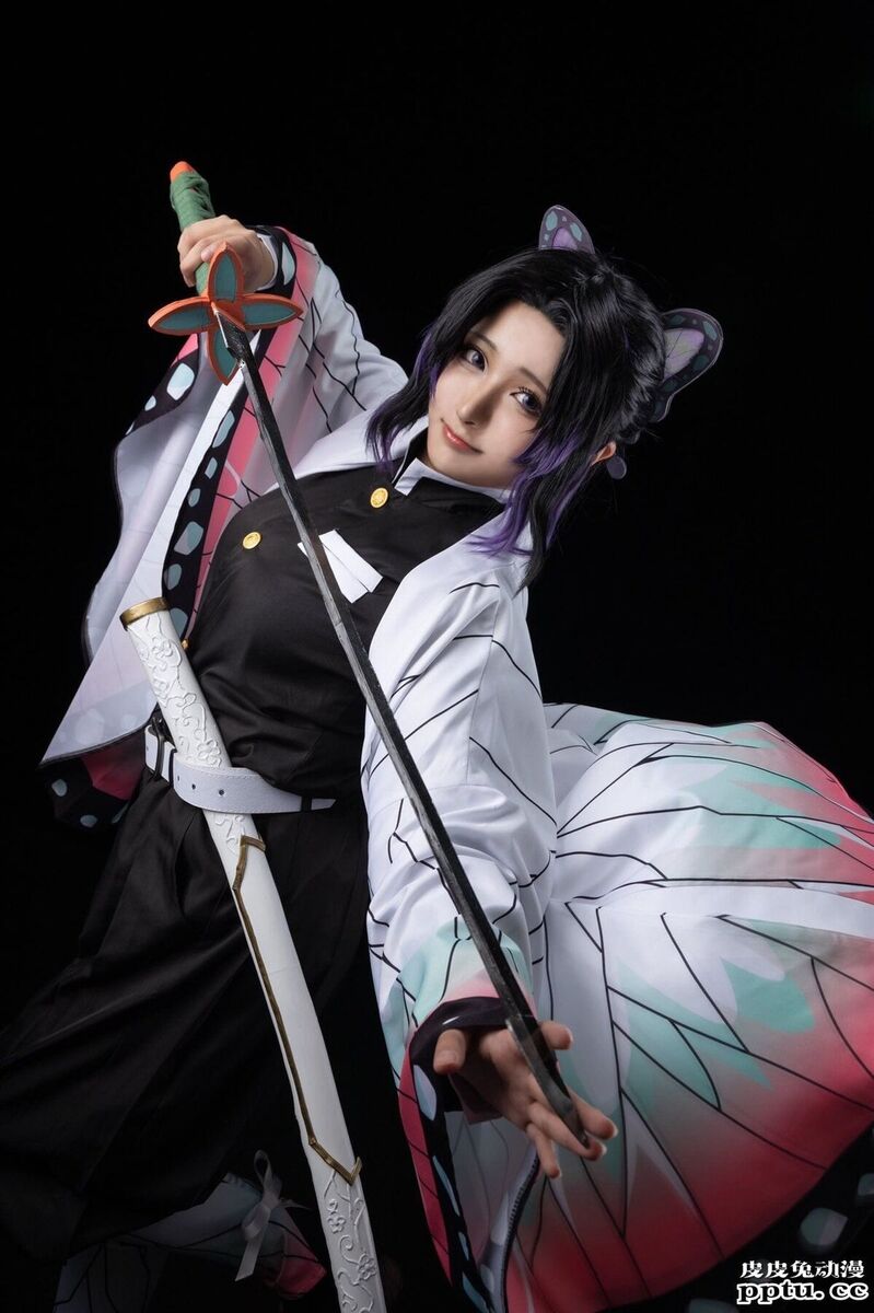 2B小姐姐丝袜变胶袜 一周大师级CosPlay赏