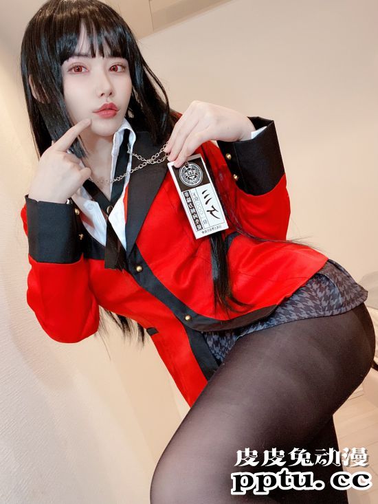 深田咏美COS《鬼灭》恋柱甘露寺蜜璃翻车 网友却评论:没内味儿