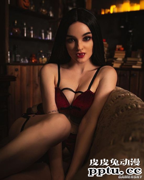 穿衣显瘦脱衣有肉的身材 俄罗斯正妹COSER仙气逼人