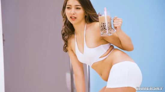 日本混血模特肉感身材变大肚腩 辣妹在油管公开肥照