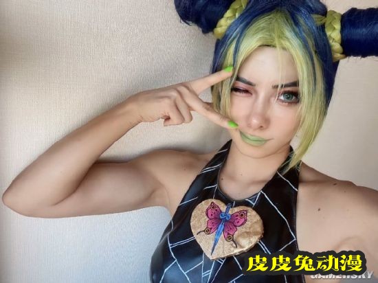 日本女COSER体脂率达16.9% COS空条徐伦大秀肌肉