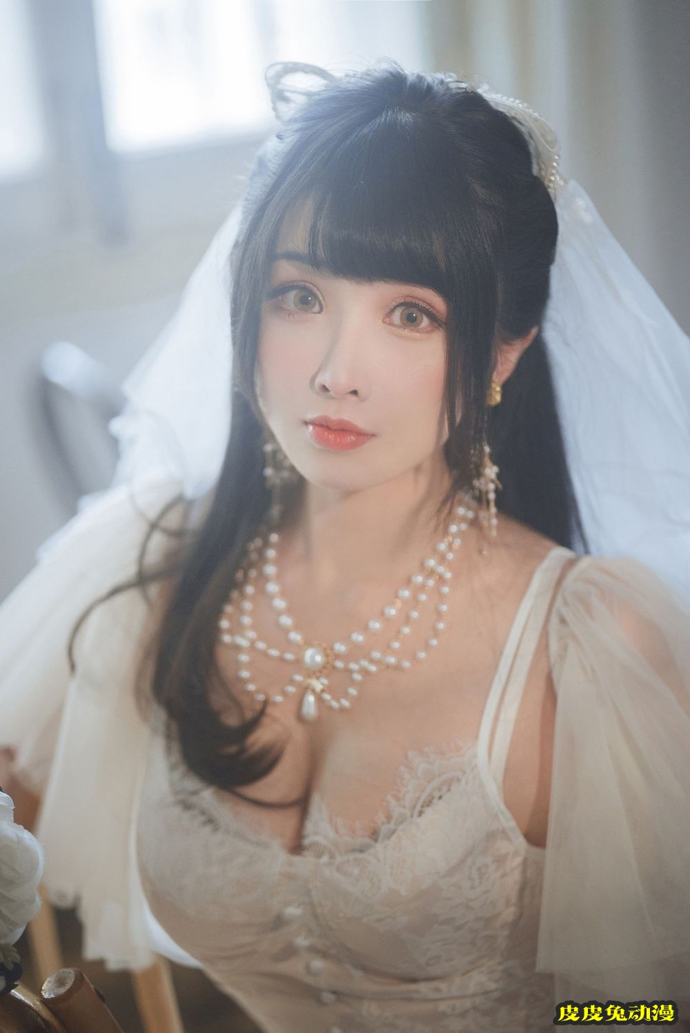 网络美女rioko凉凉子白色蕾丝袜+蕾丝婚纱透明主题私房写真-皮皮兔动漫