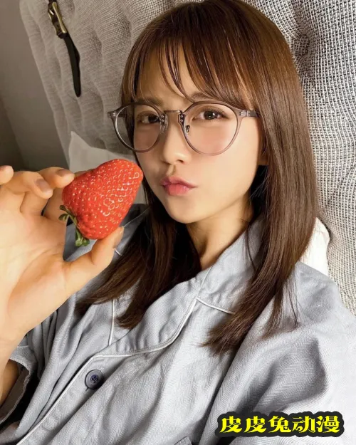 梦想中的女律师 校花大赛亚军的新田さちか