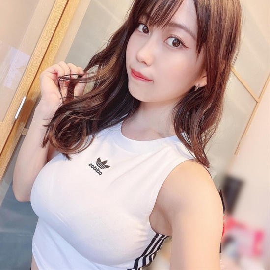 日本网友喷写真女星照片 本人反呛:你可以不看