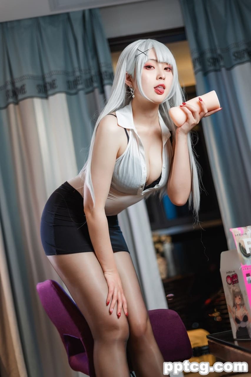 夏夏子  OL