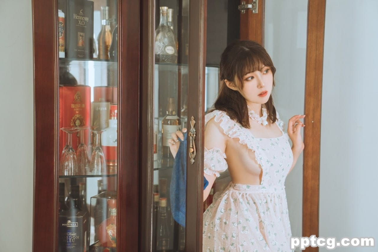 Natsuko夏夏子 碎花围裙-奈奈COS Natsuko夏夏子 碎花围裙