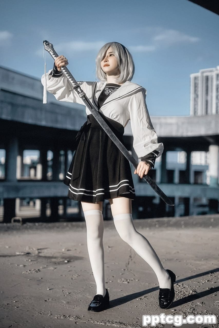 鹿八岁 尼尔 机械纪元 2B 废墟-奈奈COS 鹿八岁 尼尔 机械纪元 2B 废墟
