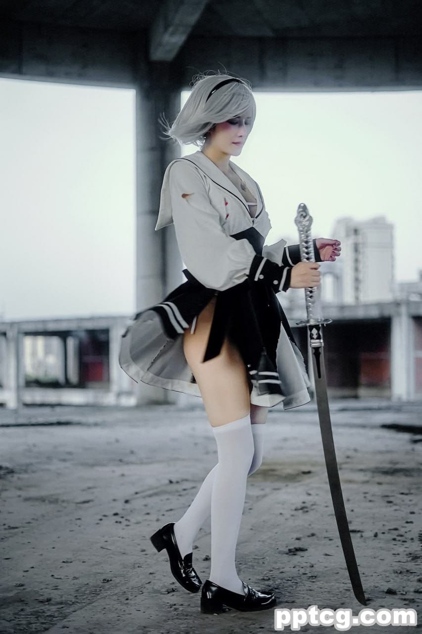 鹿八岁 尼尔 机械纪元 2B 废墟-奈奈COS 鹿八岁 尼尔 机械纪元 2B 废墟