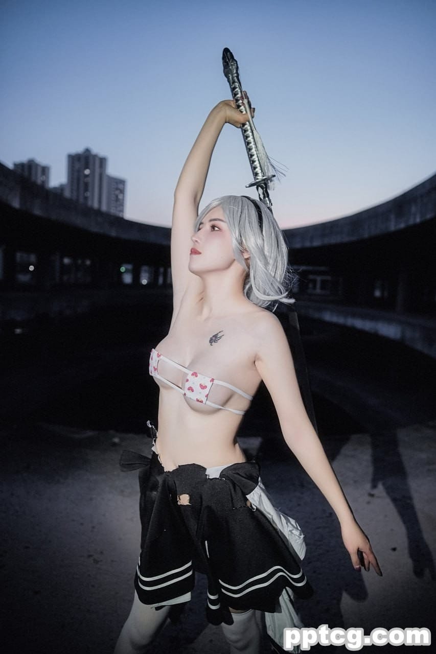 鹿八岁 尼尔 机械纪元 2B 废墟-奈奈COS 鹿八岁 尼尔 机械纪元 2B 废墟