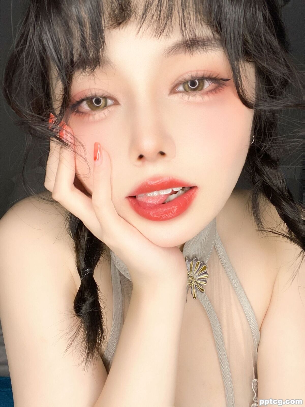 七月喵子 透明 灰撕袜-奈奈COS 七月喵子 透明 灰撕袜