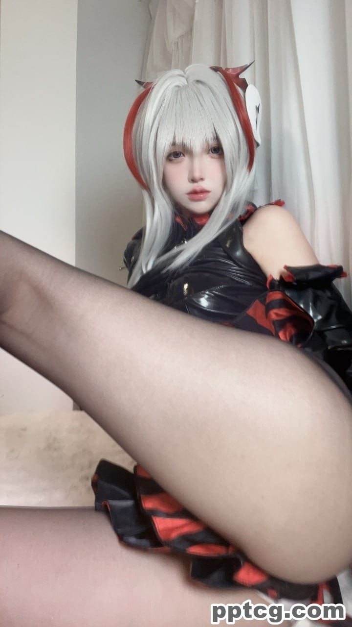 疯猫 Fantia 会员订阅-奈奈COS 疯猫 Fantia 会员订阅