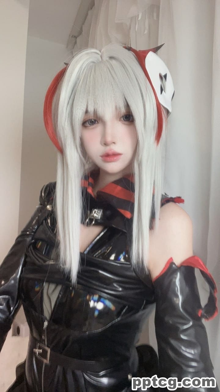 疯猫 Fantia 会员订阅-奈奈COS 疯猫 Fantia 会员订阅