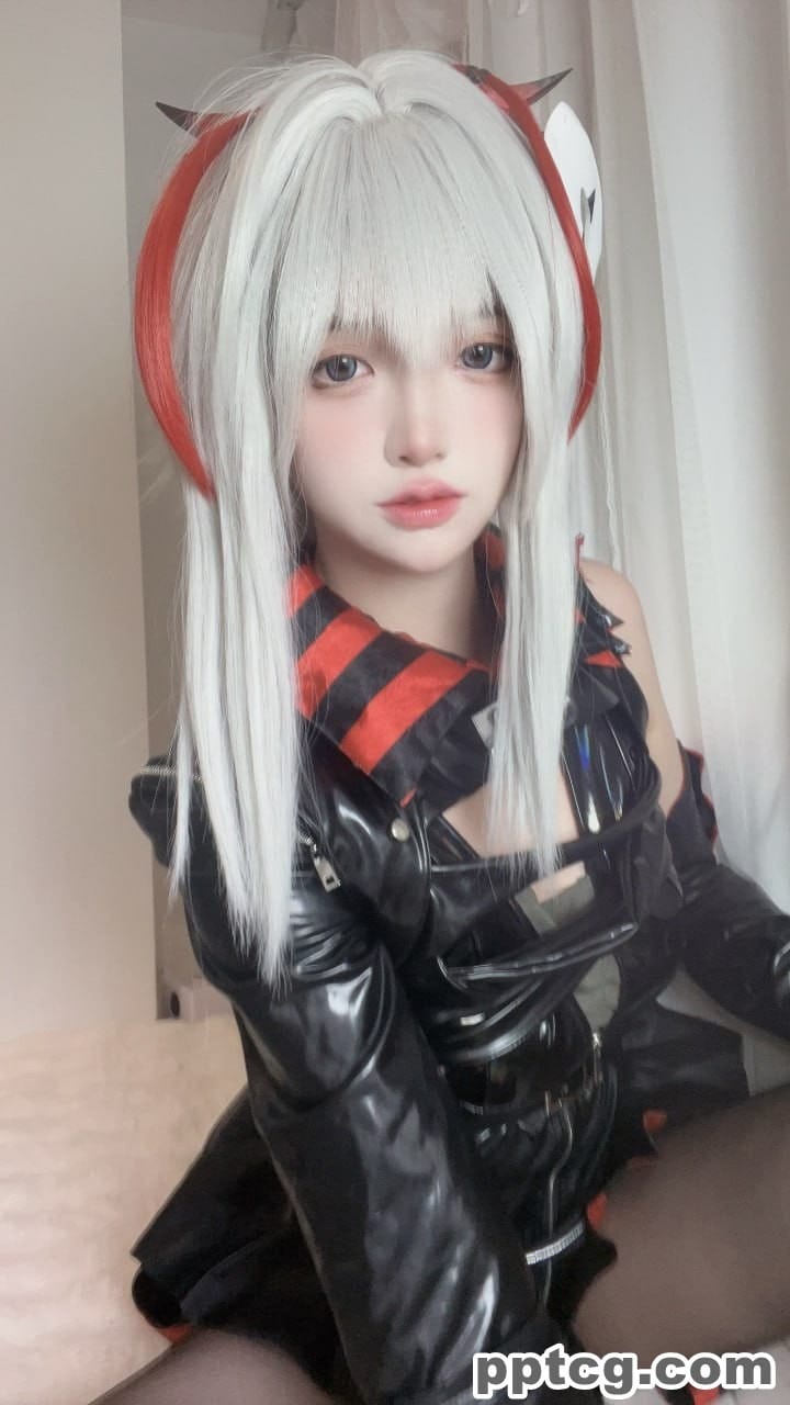 疯猫 Fantia 会员订阅-奈奈COS 疯猫 Fantia 会员订阅