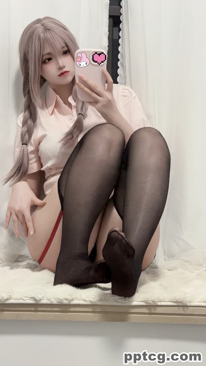 疯猫 Fantia 会员订阅-奈奈COS 疯猫 Fantia 会员订阅
