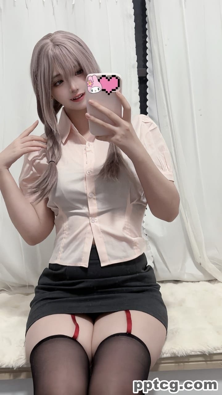 疯猫 Fantia 会员订阅-奈奈COS 疯猫 Fantia 会员订阅