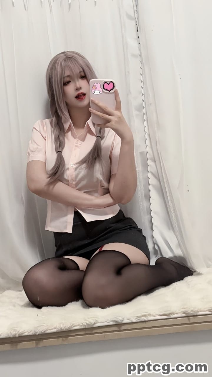 疯猫 Fantia 会员订阅-奈奈COS 疯猫 Fantia 会员订阅