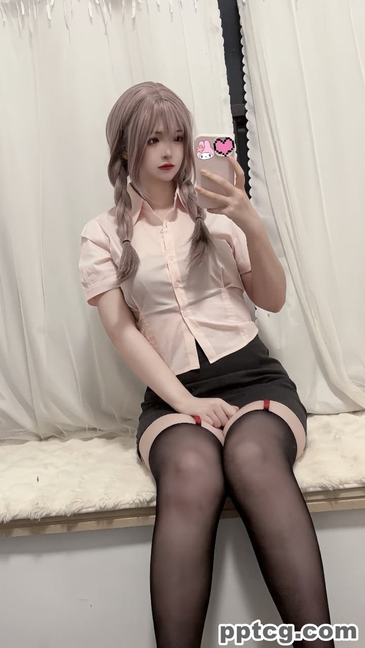 疯猫 Fantia 会员订阅-奈奈COS 疯猫 Fantia 会员订阅
