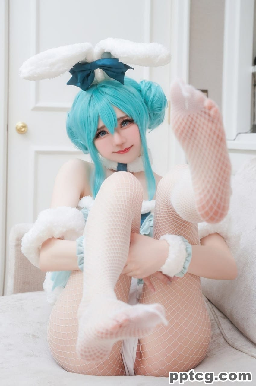 Sally Dorasnow 雪未来 Miku bunnygirl-奈奈COS Sally Dorasnow 雪未来 Miku bunnygirl