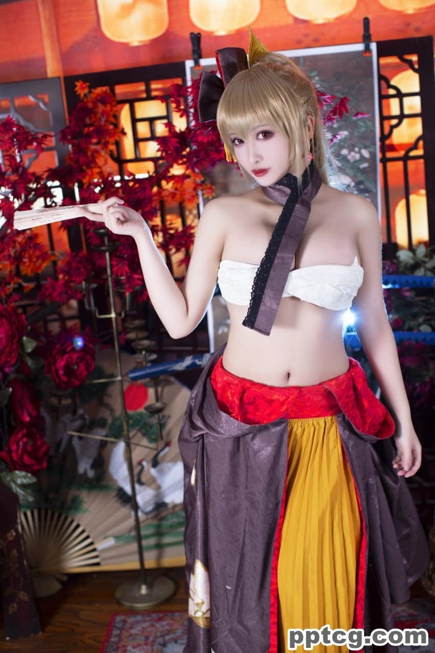 洛璃 碧蓝航线 让巴尔-奈奈COS 洛璃 碧蓝航线 让巴尔