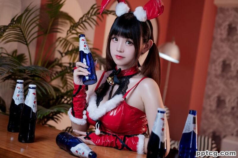 miko酱ww 圣诞兔兔-奈奈COS miko酱ww 圣诞兔兔
