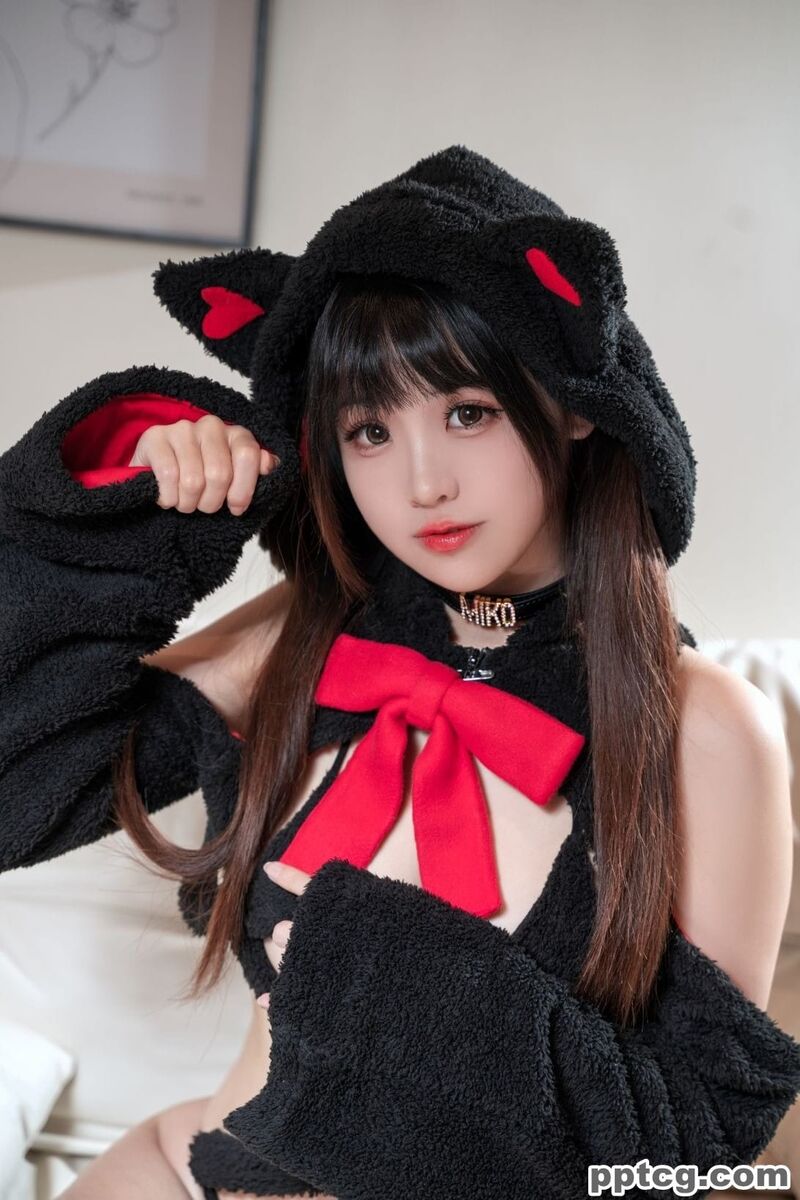 miko酱ww 礼物猫猫-奈奈COS miko酱ww 礼物猫猫