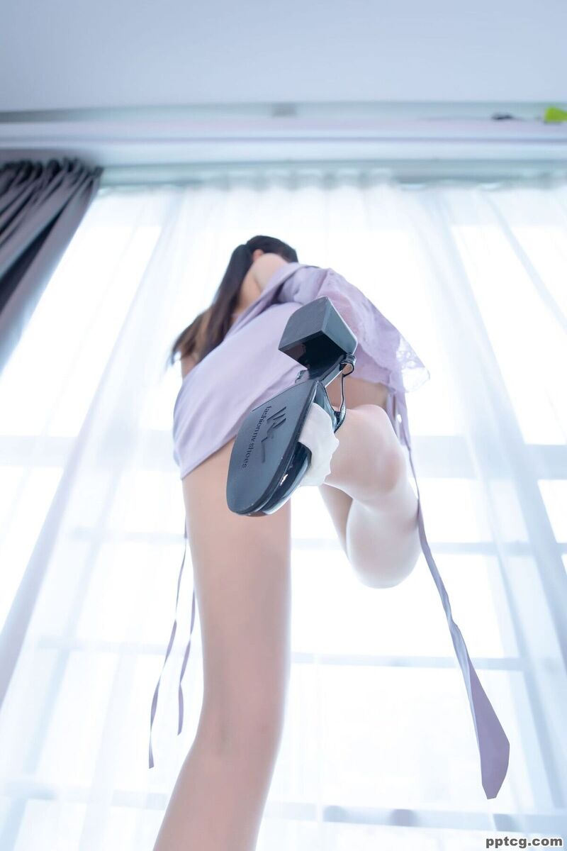 神楽坂真冬 望眼欲穿-奈奈COS 神楽坂真冬 望眼欲穿