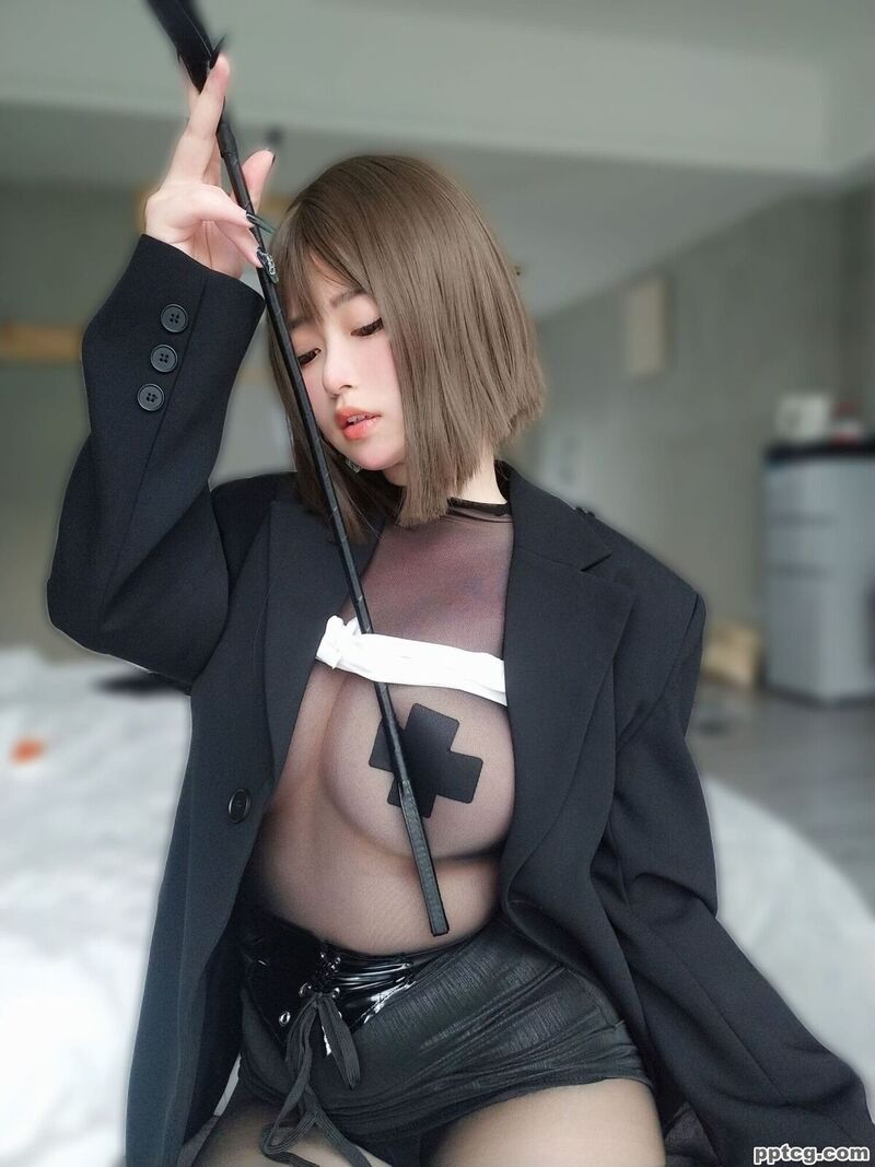 女主K 大胆的秘书