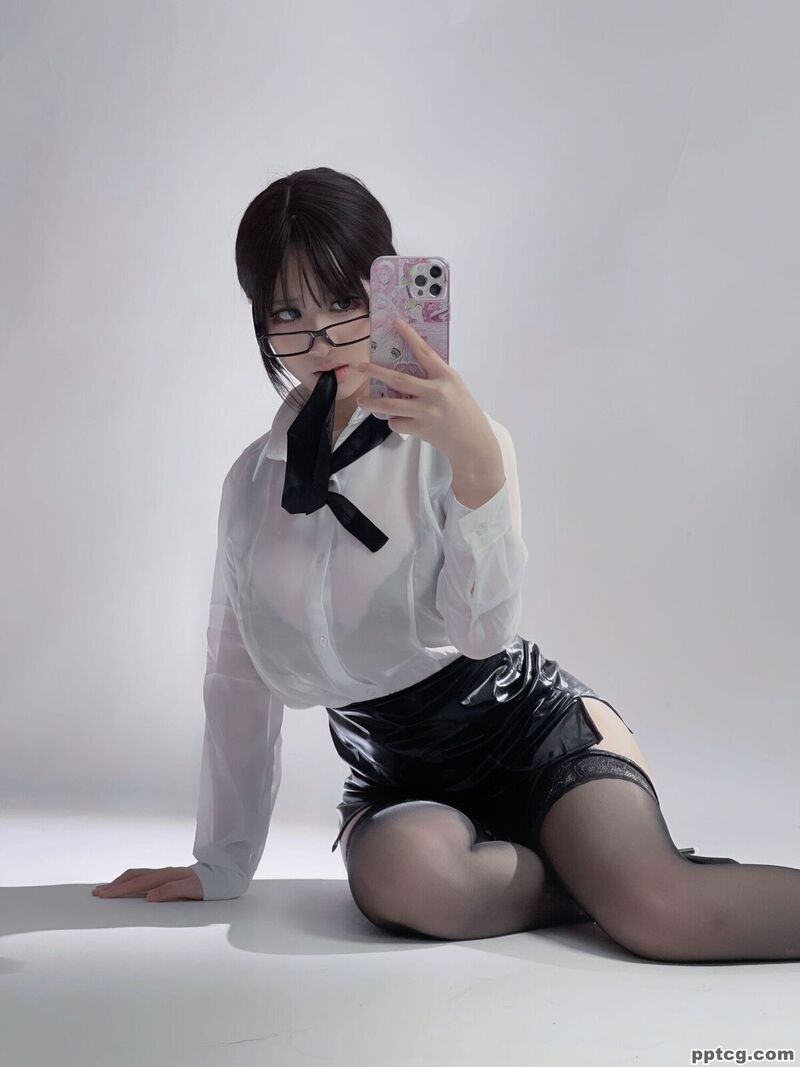 幼愛youmeko 早安,想吃点什么?-奈奈COS 幼愛youmeko 早安,想吃点什么?