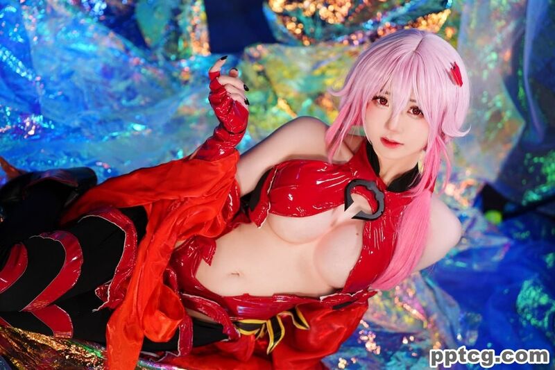 Sally Dorasnow 罪恶王冠 楪祈 Yuzuriha-奈奈COS Sally Dorasnow 罪恶王冠 楪祈 Yuzuriha