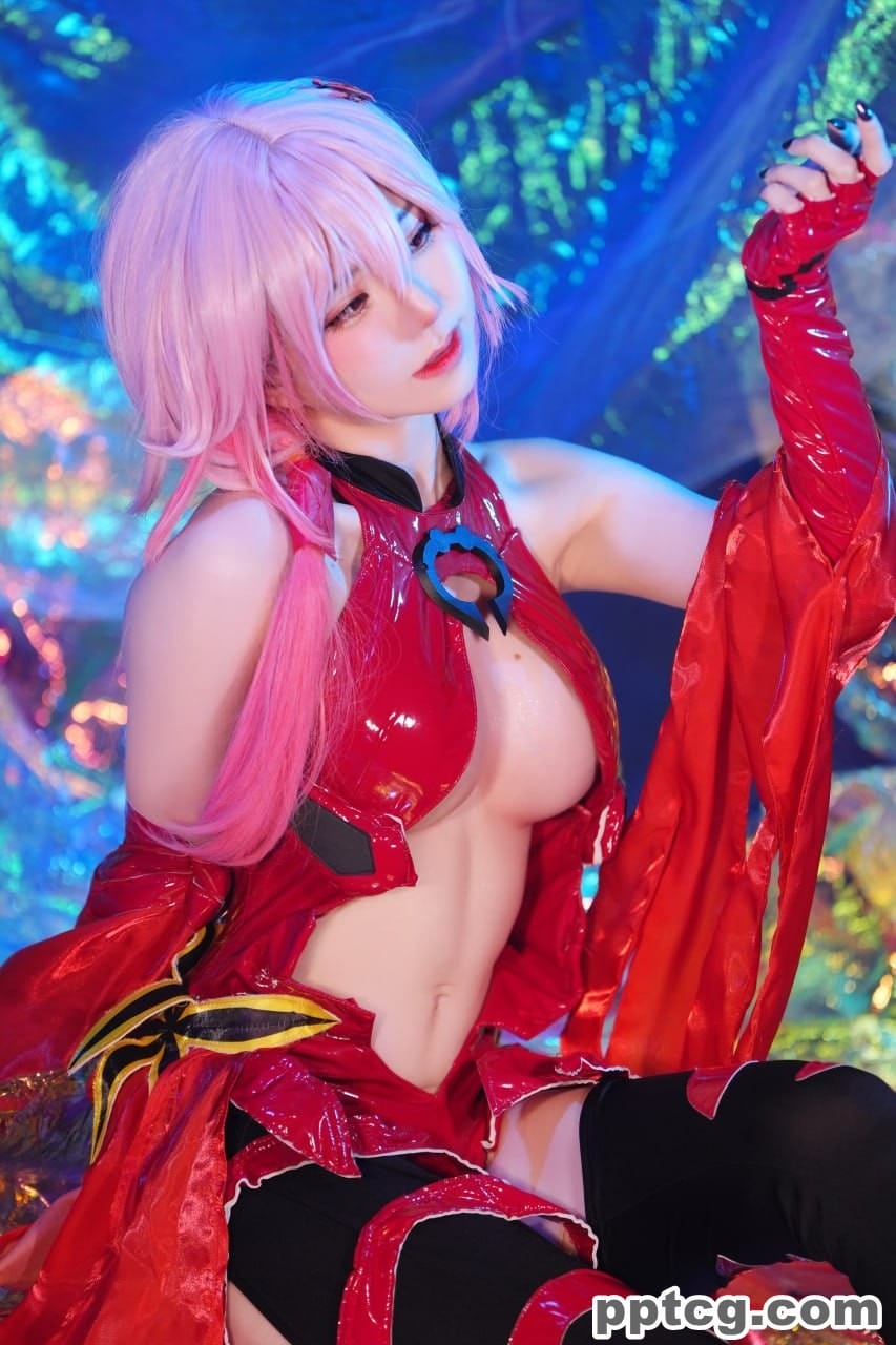 Sally Dorasnow 罪恶王冠 楪祈 Yuzuriha-奈奈COS Sally Dorasnow 罪恶王冠 楪祈 Yuzuriha