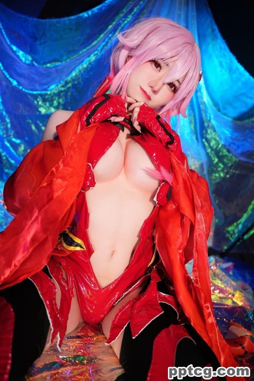 Sally Dorasnow 罪恶王冠 楪祈 Yuzuriha-奈奈COS Sally Dorasnow 罪恶王冠 楪祈 Yuzuriha