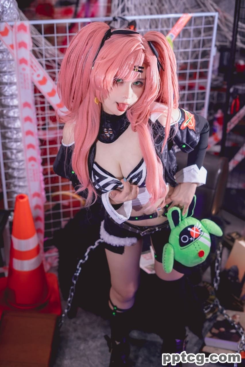 Pyon Lay 绝区零 妮可·德玛拉 Nicole Demara-奈奈COS Pyon Lay 绝区零 妮可·德玛拉 Nicole Demara