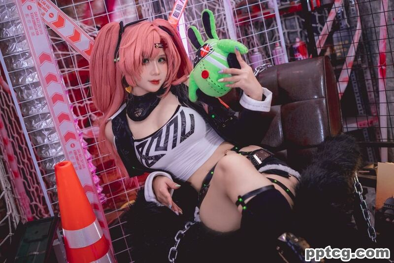 Pyon Lay 绝区零 妮可·德玛拉 Nicole Demara-奈奈COS Pyon Lay 绝区零 妮可·德玛拉 Nicole Demara